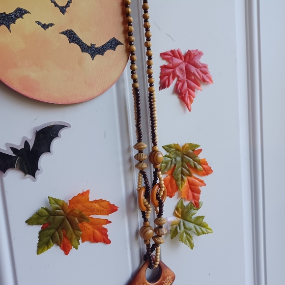 🍂Solid Wooden Beads 17" Sweater  Necklace - Picture 4 of 6